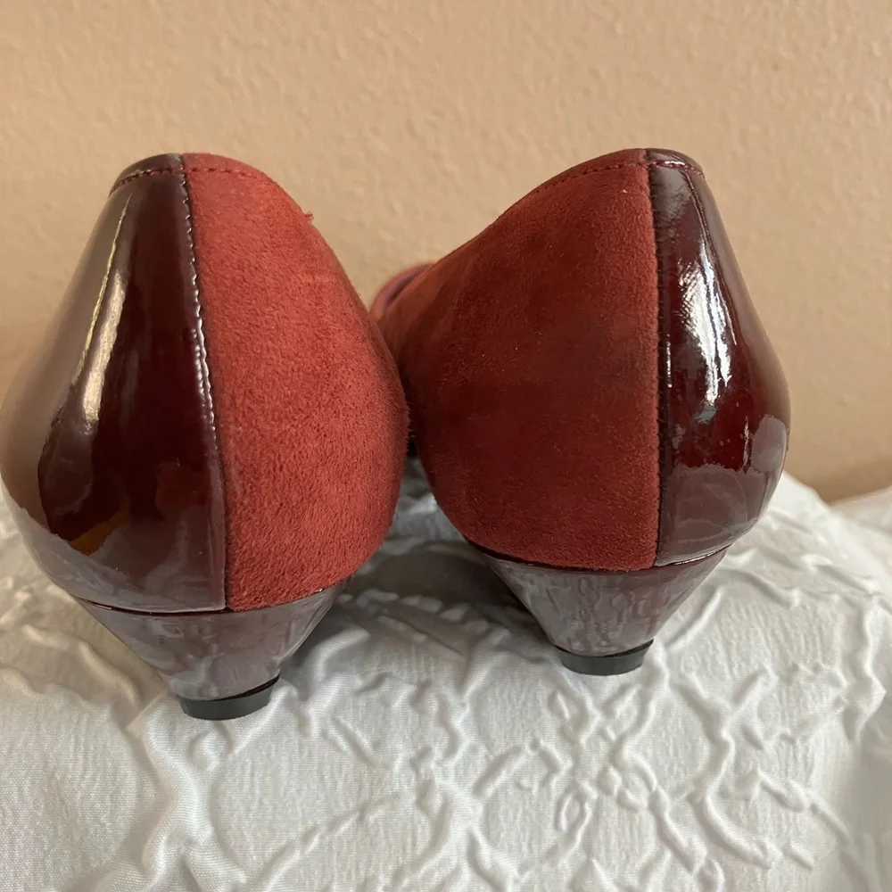 Selby Size 10 Two Tone Suede Shoes